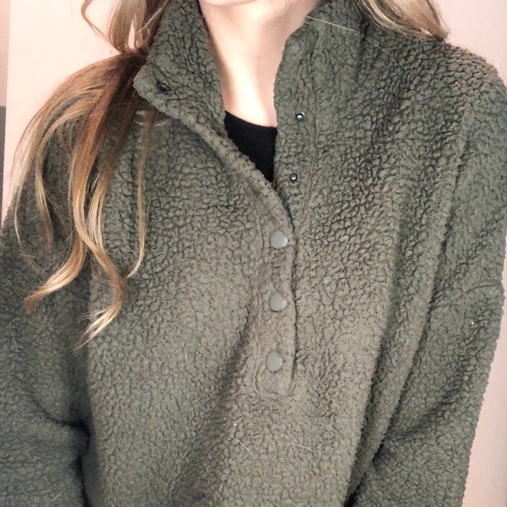 Aerie Cloud Sherpa Oversized Button Pullover